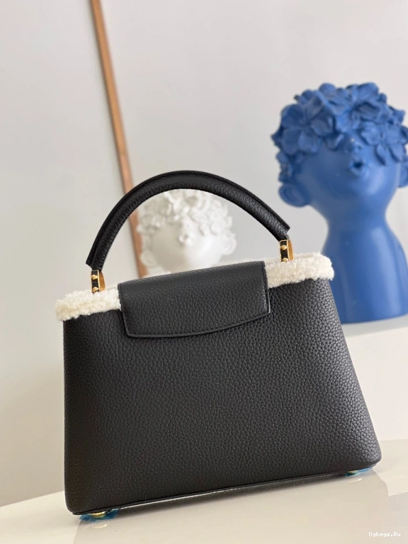 LOUIS VUITTON CAPUCINES BB 0518